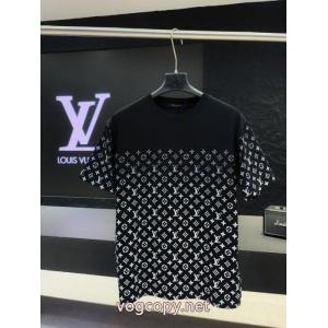 ブランド コピー 品半袖TシャツLOUIS VUITTONマストアイテム新入荷 超激得格安 超稀少