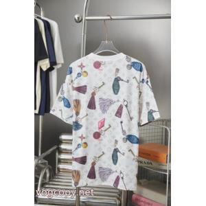 LOUIS VUITTONコピー 品 ブランド販路限定モデル トレンドの先 売切必至超安値半袖Tシャツ