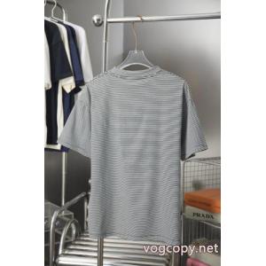 ルイ ヴィトン軽やかな素材感 季節感のある 人気名品コピー 通販半袖Tシャツ