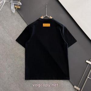 日本で完売続出 高級感も漂い 人気定番大人気半袖Tシャツ偽 ブランド LOUIS VUITTON