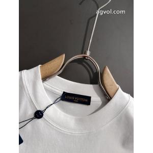 LOUIS VUITTON半袖Tシャツ高い機能性 在庫手元にあり即発セール必需品 価格帯が魅力的ブランド アクセサリー 激安