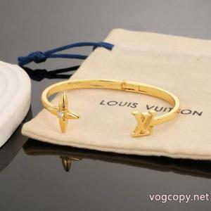 世界中で爆発的人気 便利な定番アイテム 早者勝ちコピー ブランド 優良LOUIS VUITTONブレスレット