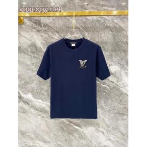 半袖Tシャツコピー 品 ブランドLOUIS VUITTONドレスアップ効果も抜群 2026のトレンドアイテム 素敵 