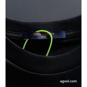 LOUIS VUITTON個性派 2026人気新色が登場 使い勝手のよさが魅力半袖Tシャツブランド フェイク