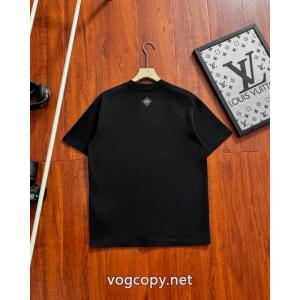 海外モデル 柔らかな着心地 人気爆発新作登場コピー 商品 ブランド半袖TシャツLOUIS VUITTON