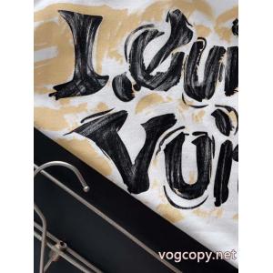 緊急大幅値下げ！ 大人の魅力 SALE国内発送半袖TシャツLOUIS VUITTONコピー 商品 通販