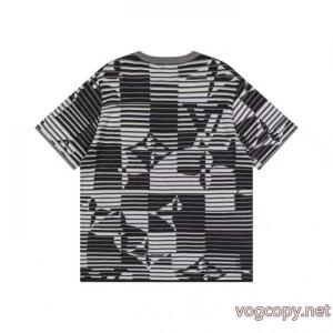 ブランド スーパー コピー 舗今季買い逃した人必見! 注目夏新作 新商品LOUIS VUITTON半袖Tシャツ