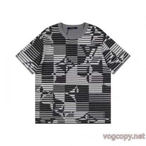 ブランド スーパー コピー 舗今季買い逃した人必見! 注目夏新作 新商品LOUIS VUITTON半袖Tシャツ