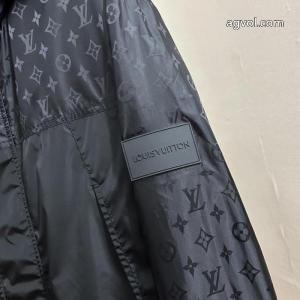 コート魅力的な 注目されている新品 上品ですっきり、好感度抜群LOUIS VUITTONブランド 偽物..