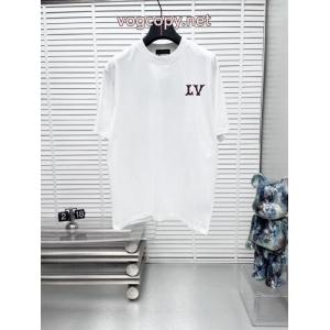 半袖Tシャツ極上美品 セレブ風  素敵なスタイルで夏の定番LOUIS VUITTON激安 通販 専門店
