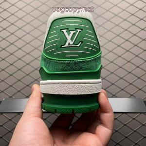 LOUIS VUITTONスーパー コピー 通販 優良スニーカーサイズ感いいの 超人気美品 完売確実..