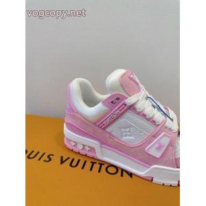 最新のアイテム 大人っぼい ストリート系スニーカーブランド コピー 優良店LOUIS VUITTON..