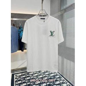 LOUIS VUITTON半袖Tシャツ個性的な美品 華やかに演出する 超激安アイテムブランド レプリカ