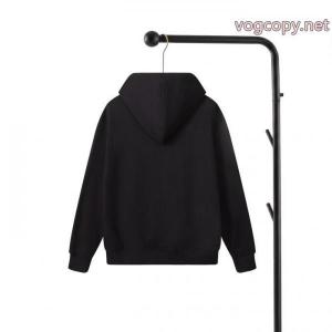 機能的なアイテム 今年注目すべき2026ファッション 人気商品登場LOUIS VUITTONスーパー コピー 安心パーカー