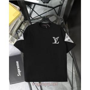 ブランド 品 コピーHOT新作登場 愛用ブランド 旬スタイルに早変わり!LOUIS VUITTON半袖Tシャツ