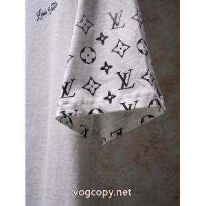半袖Tシャツスーパー コピー 販売人気復活 2026爆買い新作登場 最新の品LOUIS VUITTON