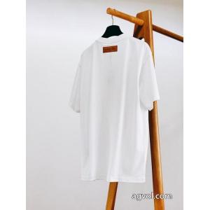 定番人気最新作 圧倒的人気アイテム 通勤の定番半袖Tシャツスーパー コピー 通販 優良LOUIS VUITTON
