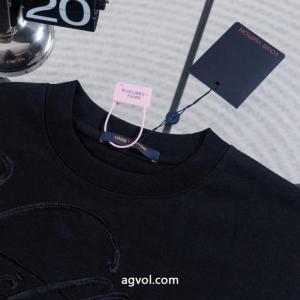 LOUIS VUITTONコピー ブランド 通販半袖Tシャツ絶対欲しい  大好評シリーズ エレガント系スタイル