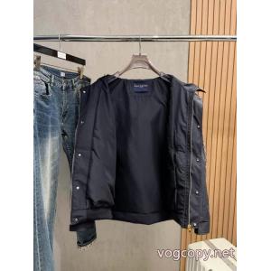 限定セール新品 品質の良さ 人気チャームコピー 通販ジャケットLOUIS VUITTON