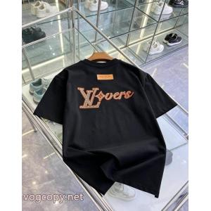 爆買いお買い得 2026夏に意外と人気な新作 海外セレブ愛用LOUIS VUITTON半袖Tシャツブランド コピー 通販