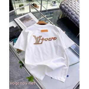 爆買いお買い得 2026夏に意外と人気な新作 海外セレブ愛用LOUIS VUITTON半袖Tシャツブランド コピー 通販