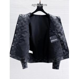 ジャケットLOUIS VUITTON偽物 ブランド 激安激レア商品 完売間近 2026SSの人気トレンドファッション