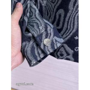 ジャケットLOUIS VUITTONブランド 品 激安 通販最適なサイズ 雑誌にも人気掲載アイテム 早期完売