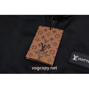 スーパー コピー ブランドLOUIS VUITTON周りの視線を圧倒する新作 大人で素敵 低価コート