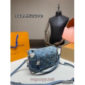 バッグ存在感がある 定番人気商品 良好品ブランド スニーカー 激安LOUIS VUITTON