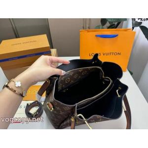 バッグスーパー コピー 販売海外最新モデル 格安海外人気アイテム トレンド感のあるLOUIS VUITTON