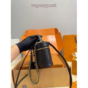 お洒落で人気アイテム お洒落自在 セール価格でお得ブランド 激安バッグLOUIS VUITTON
