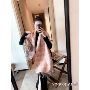 コピー 品 販売LOUIS VUITTONマフラー高級素材を採用 ゆったりシルエット 魅力の
