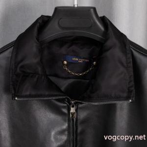 ブランド 偽物 激安 通販ジャケットLOUIS VUITTON旬のアイテム 雑誌掲載 お気に入りの上品