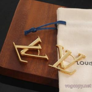 コピー 商品 通販耳くぎLOUIS VUITTON2026新入荷 定番の魅力 冬に絶対使える限定的