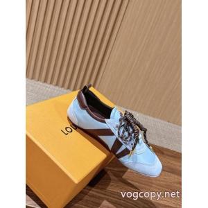 コピー 品 ブランドポップ 関税込&追跡案内付 超レアな入手困難品ルイ ヴィトンスニーカー.