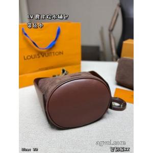 ブランド フェイクLOUIS VUITTONバッグ新作入荷限定セール 新作限定便利でめちゃ可愛 セール早いもの勝ち