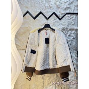LOUIS VUITTONルイMonogramレーザー焼花混色モコモコ襟グラブル野球ジャケット