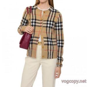 バーバリー（Burberry）クララのチェック柄ニットカーディガンコート
