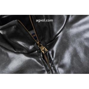 Louis vuitton 2026秋の新作ヴィンテージ仕立て古着感のあるレザージャケット