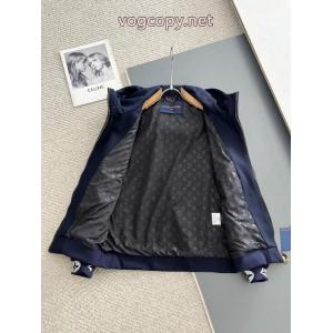 偽物 ブランド ショップ人気アイテム多数 上品でベーシック 雑誌掲載ジャケットLOUIS VUITTON