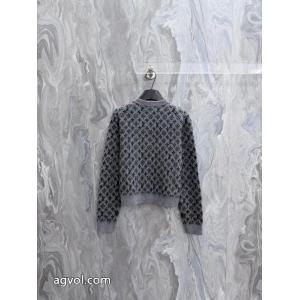 Vルイ・ヴィトン2026新秋冬シリーズMonogram臼毛アルファベット柄長袖セーター女性用高バージョン