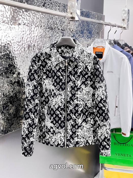 ブランド 激安 どんなシーンにも着回し力抜群のシンプルジャケットLOUIS VUITTON 4