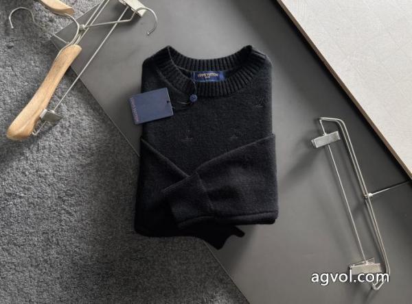 秋冬季節限定今年売れた人気のスタイルLOUIS VUITTONコピー 品 ブランドセーター 1