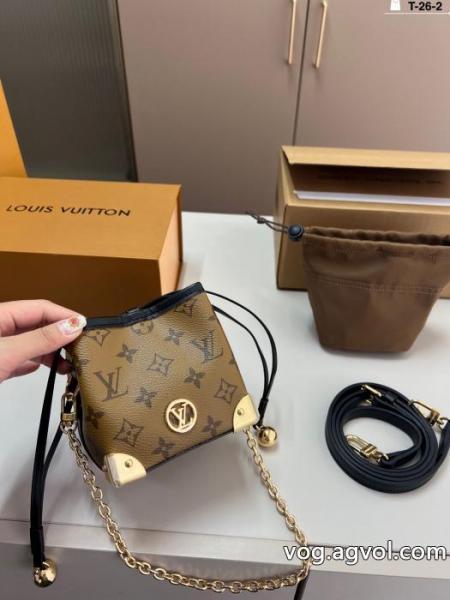 LOUIS VUITTONシューマイバッグ折りたたみケース飛行機ケース 0 