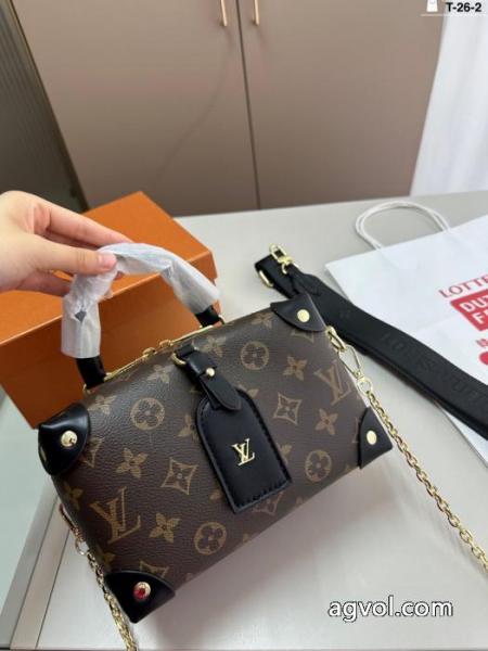 LOUIS VUITTONルイ ヴィトンPetite Malle Soupleソフトボックスバッグ 4