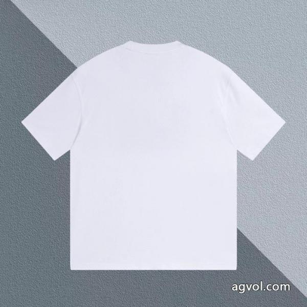 ルイ ヴィトン LOUIS VUITTONプリント下地刺繍草書ロゴ半袖Tシャツ 1