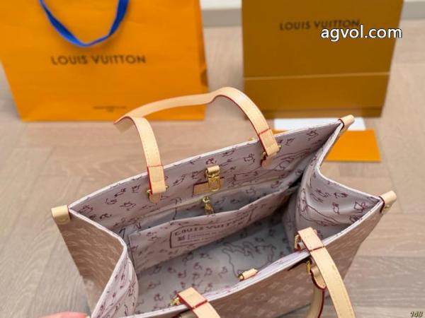 LVジャングルボディがホットなマザーズバッグonthego 1