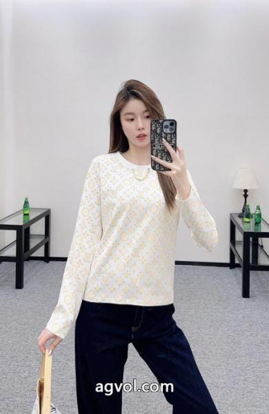 大人で素敵肌触りの着心地が良く 長袖Tシャツ偽 ブランド 通販ルイ ヴィトン 2