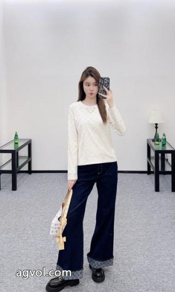 大人で素敵肌触りの着心地が良く 長袖Tシャツ偽 ブランド 通販ルイ ヴィトン 4