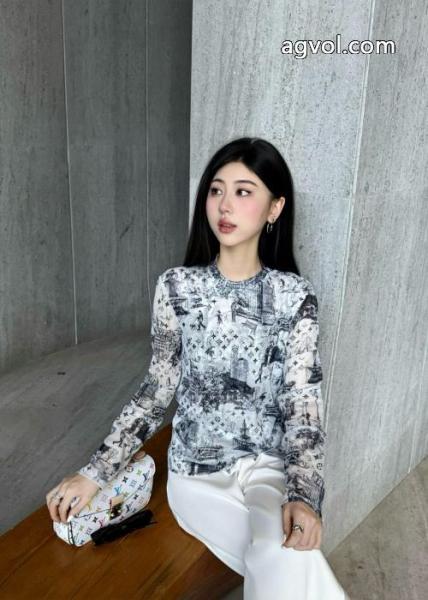 LOUIS VUITTON涼しげな印象の2025秋冬新作販売開始ブランド 激安長袖Tシャツ 4